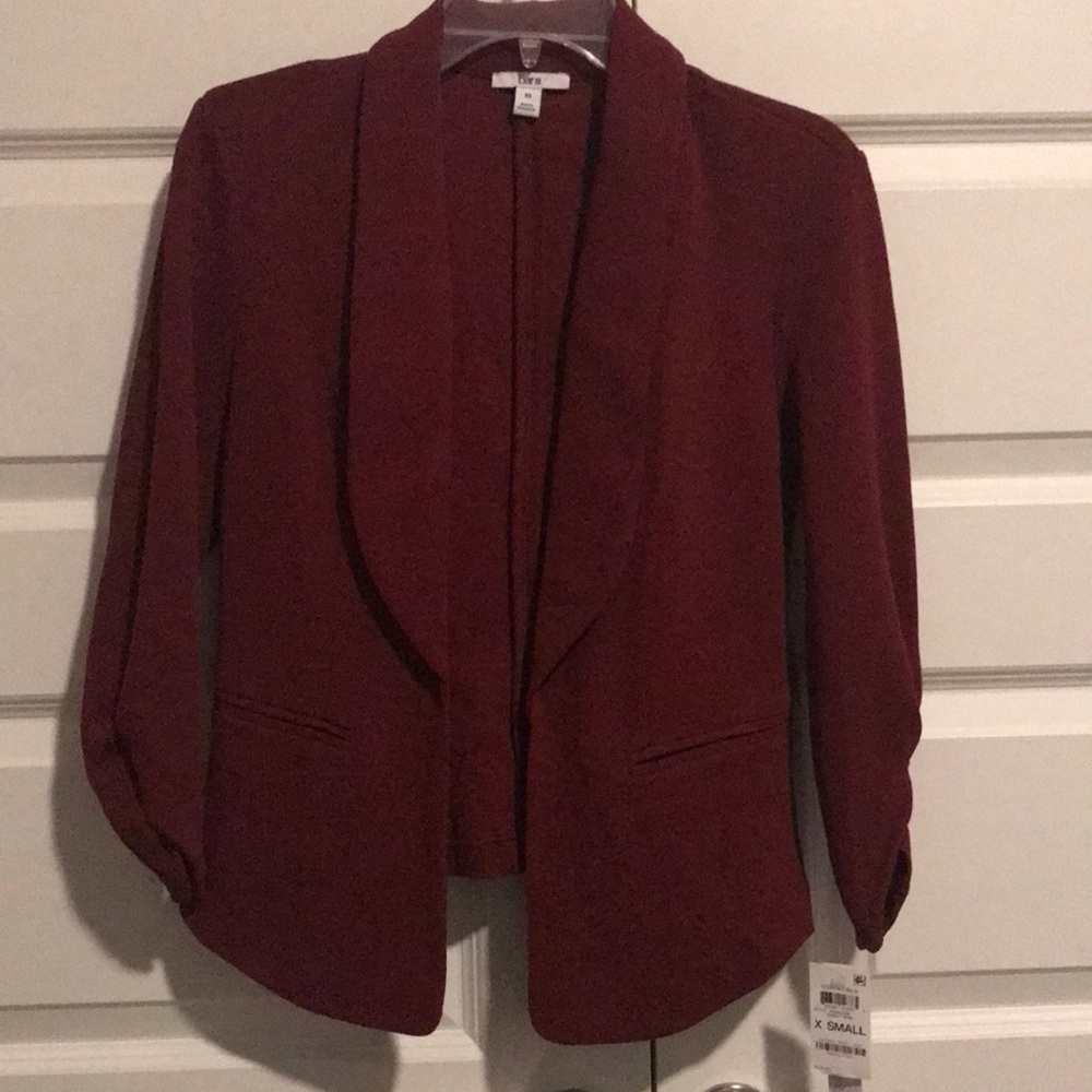 Bar III Burgundy size XS blazer.NWT